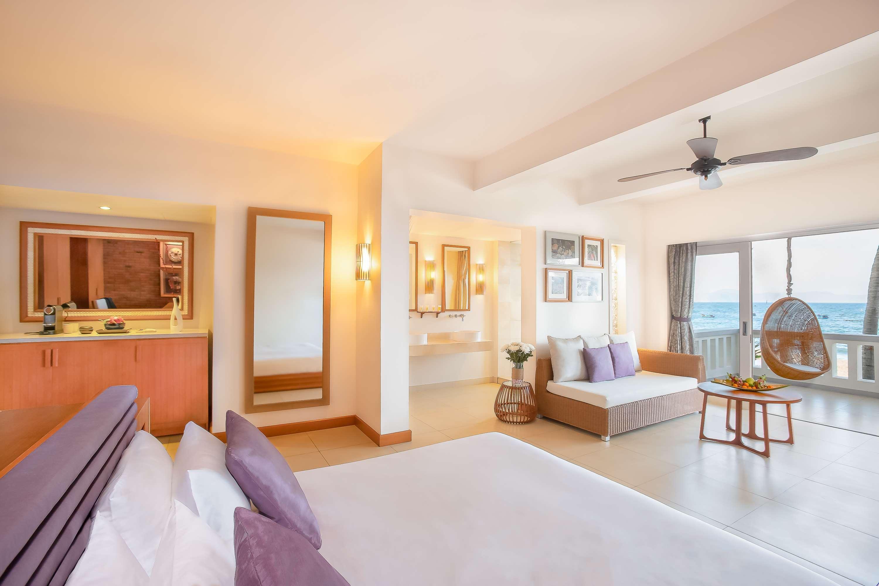 Avani Quy Nhon Resort Экстерьер фото