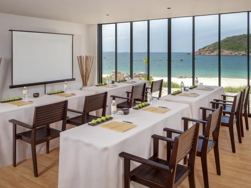 Avani Quy Nhon Resort Экстерьер фото